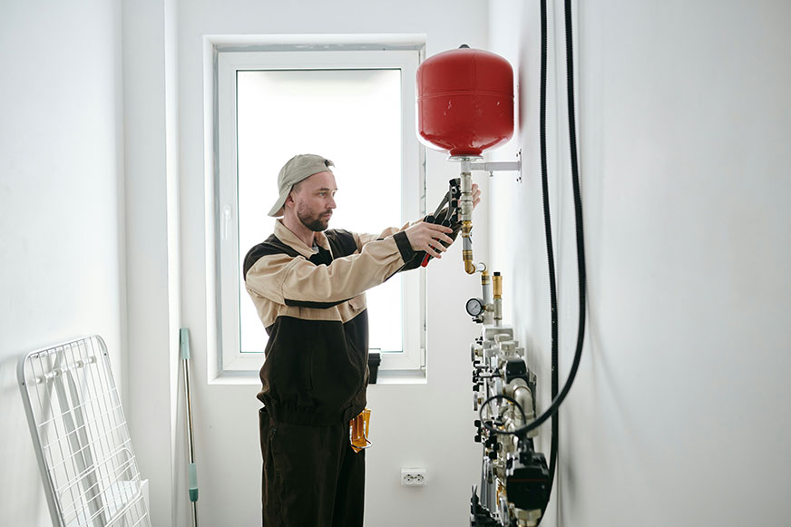 Professional Water Pressure Tank Services in Spokane, Washington Image